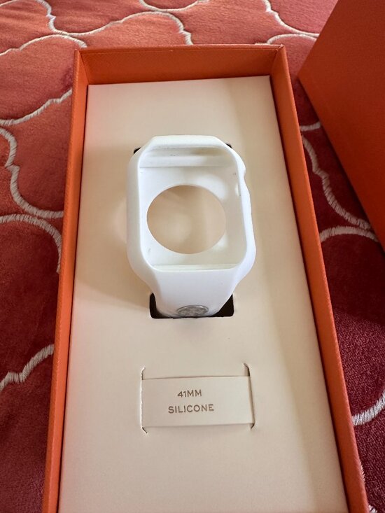 Tory Burch Apple Watch Band 41mm White Silicone Strap The T Monogram TBS0106 main image 4